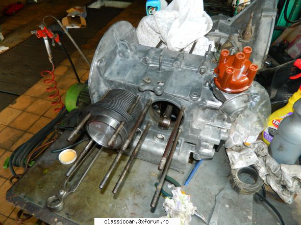Volkswagen 1600 Variant L 1970 - primul cilindru montat - Reconditionari si Restaurari