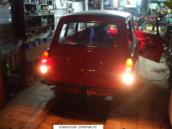 Volkswagen 1600 Variant L 1970 - azi cu ajutorul lui tata am montat stopurile - Reconditionari si Restaurari