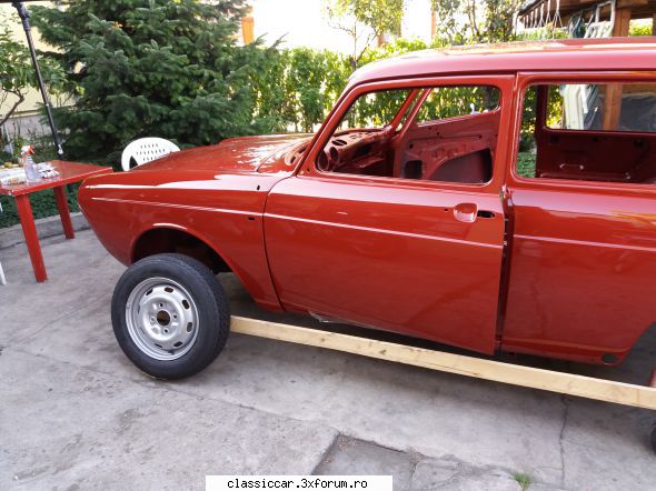 Volkswagen 1600 Variant L 1970 - rotile noi cu anvelopele corecte - Reconditionari si Restaurari