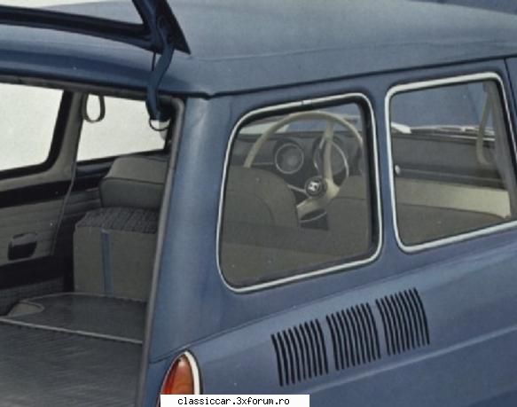 Volkswagen 1600 Variant L 1970 - ambele sunt suflate cu sprtizchit acuma cel - Reconditionari si Restaurari