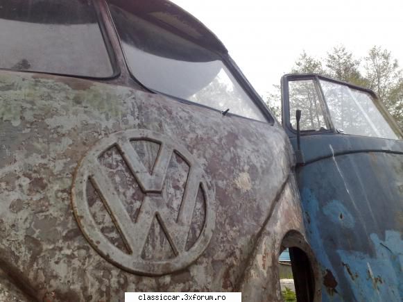 Volkswagen T1 - Emblema cea mare este originala si a fost data - Prezentare masini