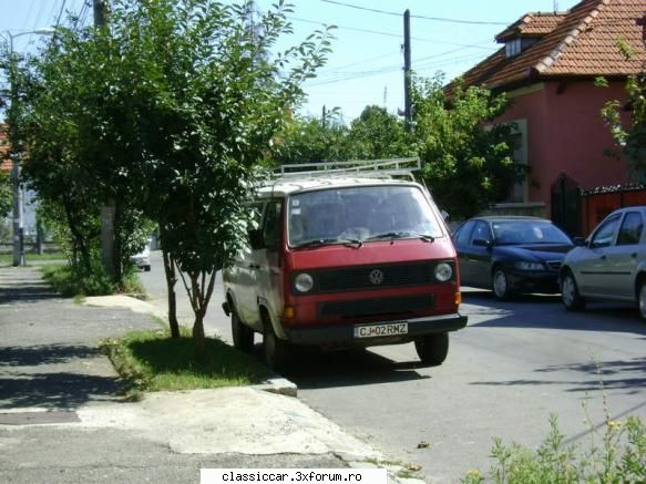 Vw T3 mixt - E aici in cartier, model mixt cu 5 locuri plus - Am vazut prin Cluj-Napoca