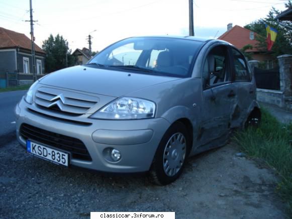 accident - locukl unde s-a oprit masina dup� o piruet� si - Discutii libere