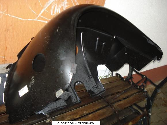 accident 2 CV - Incet-incet se str�ng piesele - Coltul Tehnic
