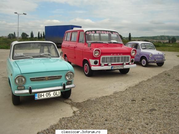 am si eu un fiat 850 - imi plac masinile retro si tot ce misca despre - Prezentare masini