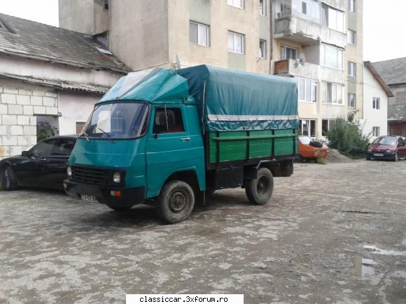 am vazut in Brasov - Un TV din vara.Era la rand la ITP - Am vazut prin Romania