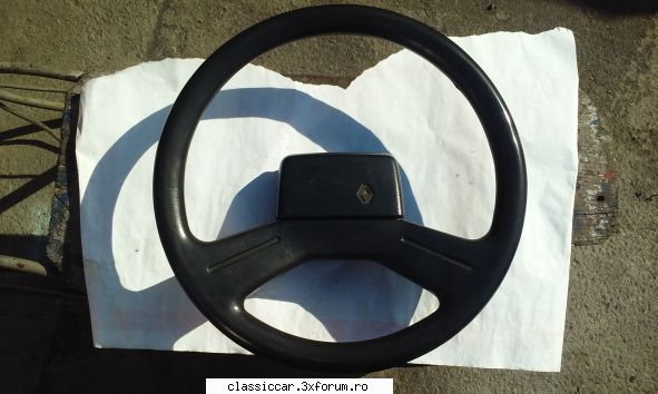 amb13. vinzari piese - Volan Renault. 40 de lei - Vanzari  piese si accesorii