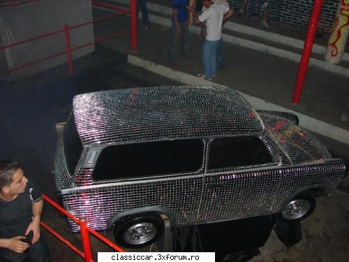 anunturi romanesti vazute pe net - glob discoteca trabant nou,super tare mii de - Anunturi vazute pe net
