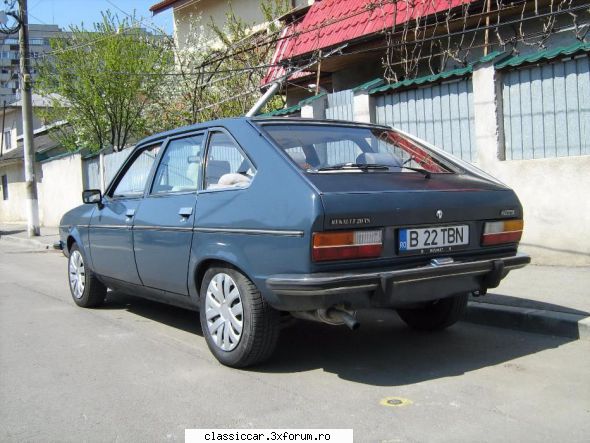 anunturi romanesti vazute pe net - Un R20 LS foarte frumos! In starea asta chiar ca - Anunturi vazute pe net