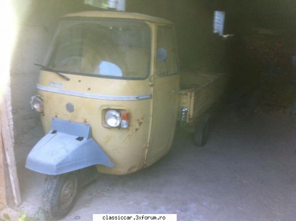 anunturi romanesti vazute pe net - Piaggio Ape tip vechi, din ala cum are Rudi - Anunturi vazute pe net