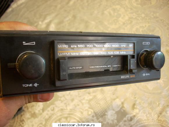 adaug radio philips 

estetic ingenioasa sina, cred ca se poate folosi la orice radio de acest 38