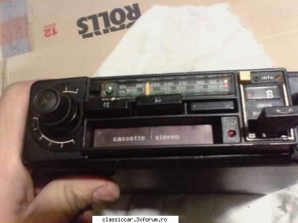 adaug philips 864

pret 47 lei , transport          audio-auto