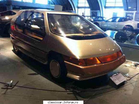 automobile construite in Grecia - Este un prototip Volanis Helios construit in 1981 - File de istorie