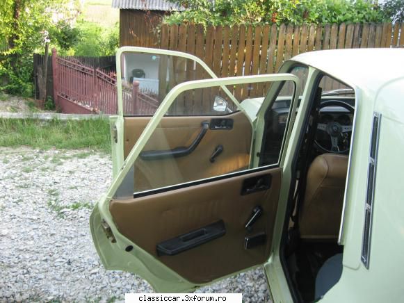 baba mea din '78 - din pacate...nu am gasit decat scaunele din fata - Prezentare masini