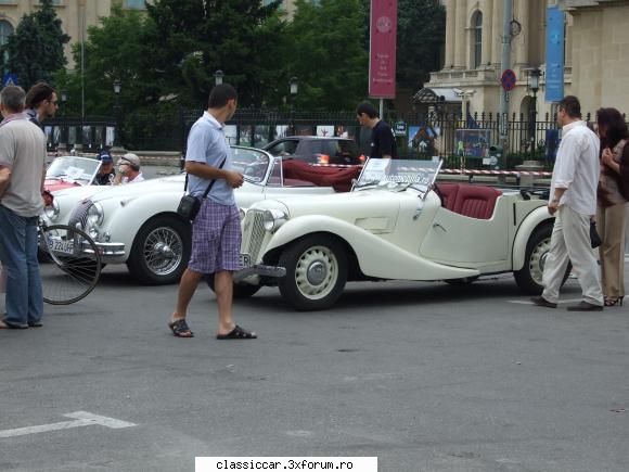 bestia bleu+bestia blondina la Arta Automobilului Istoric 3iulie 2010 - vmarian - Arhiva evenimente 2010