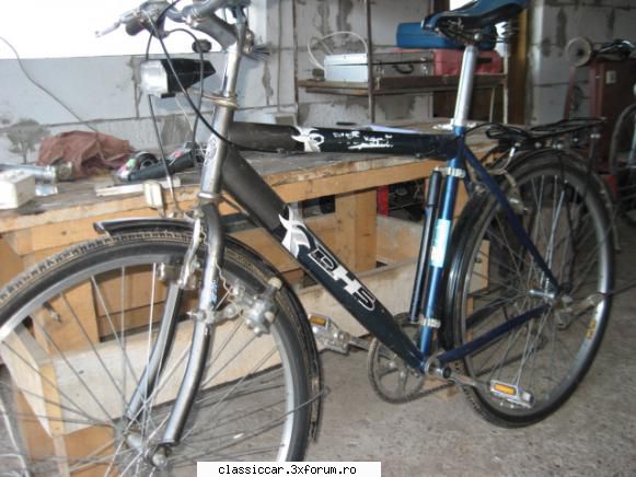 bicicleta un pic mai ciudata - Ar mai fi primul tr - Prezentare motociclete, motorete si biciclete de colectie