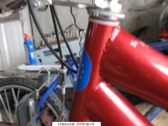 bicicleta un pic mai ciudata - alta poza. sudurile - Prezentare motociclete, motorete si biciclete de colectie