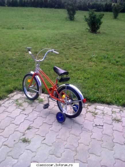 bicla mini velanos cehia - micuta bicla a primt di - Prezentare motociclete, motorete si biciclete de colectie