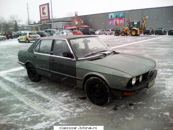 bmw e euro - vand bmw 518, e28 din 1984. motor 1.8 - Vanzari auto-moto clasice direct de catre proprietari
