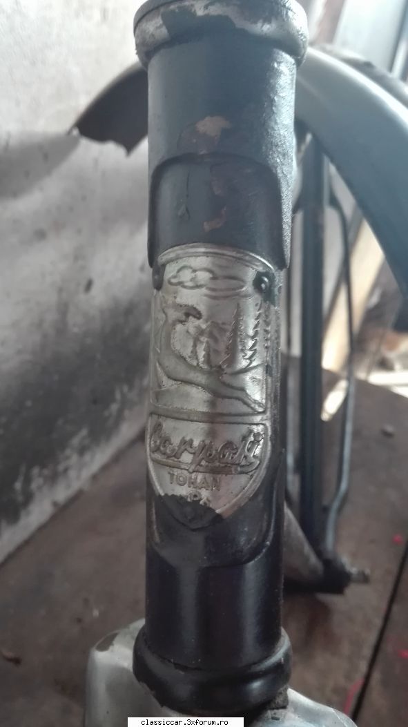 carpati 59 - sigla are aspect frumos - Prezentare motociclete, motorete si biciclete de colectie