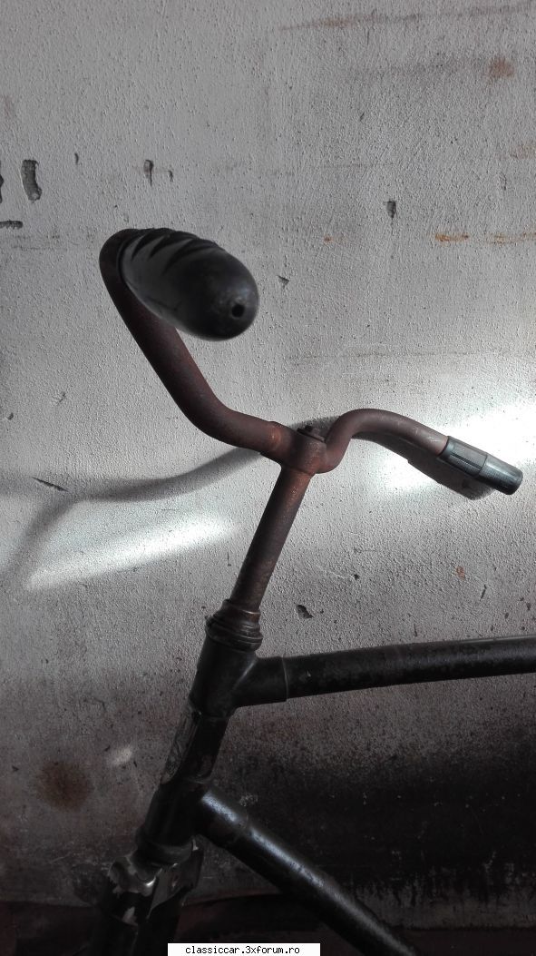 carpati 59 - ghidon cu doua tipuri de mansoane si - Prezentare motociclete, motorete si biciclete de colectie