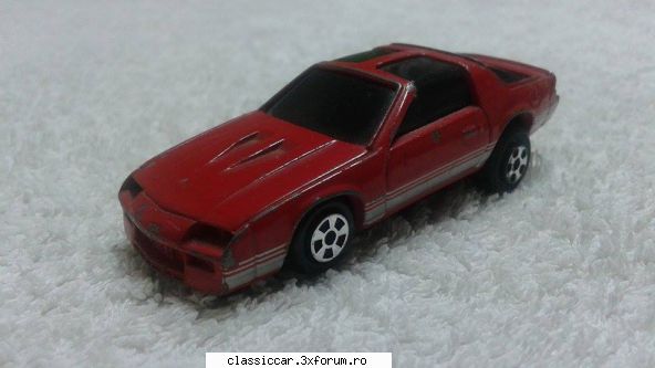colectia mea de masinute - un pontiac clasic cu arc - Modelism si machetute