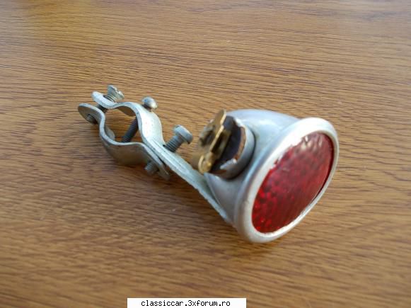 cumpar dinam model vechi - Am eu o lampa spate frumoasa, dar nu o vand, doar - Vanzari-Cumparari biciclete