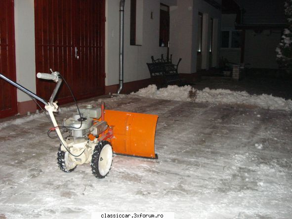 cur�tirea z�pezii din curte - cv2adi - Coltul Tehnic