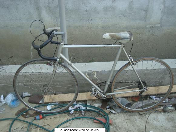 cursiera shimano 600 - Vand cursiera shimano 600 stare buna pret 100e - Vanzari-Cumparari biciclete