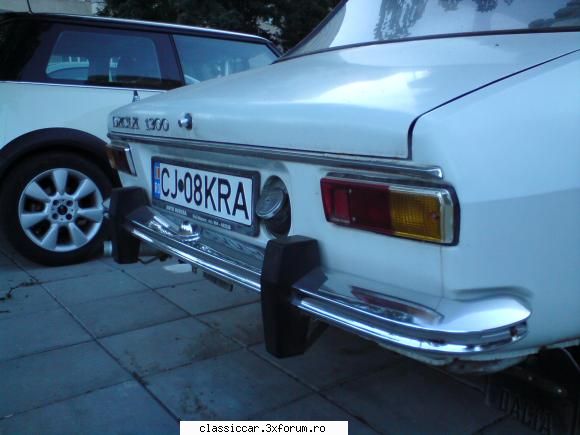 dacia 1300 alba 71` - stopurile Seima in stare buna...la colturi un pic - Am vazut prin Cluj-Napoca