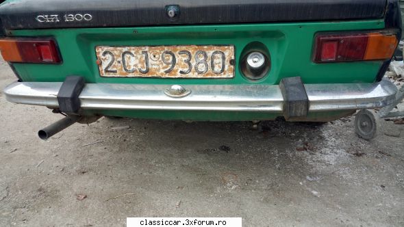 dezmembrez dacia 1300 din 1977 - spate,ambele arata bine 100buc - Vanzari  piese si accesorii