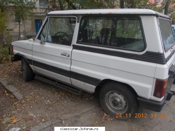 din buzau - Si un Aro 10 (de fapt scrie Dacia 10 pe hayon) - Am vazut prin Romania