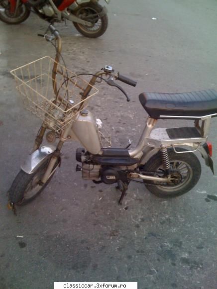 din grecia - nu stiu ce trotineta este - Din lumea larga