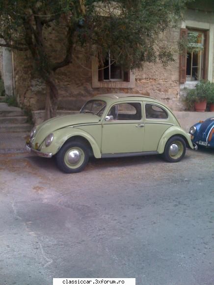 din grecia - in fata la aceasi casa cu microbusul alt vw - Din lumea larga