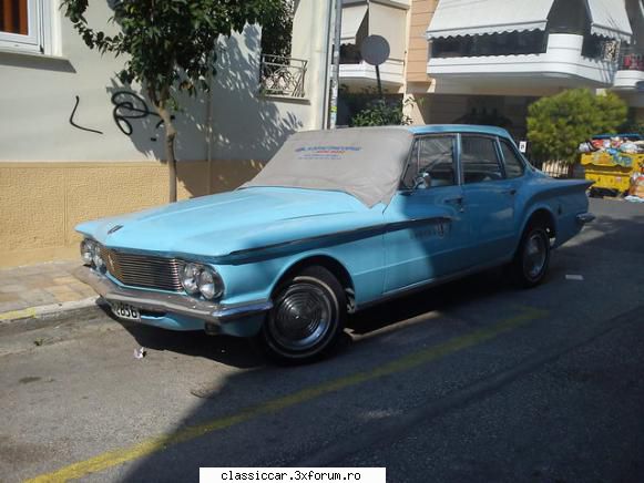 din grecia - inca un exemplu de masina tinuta in strada - Din lumea larga