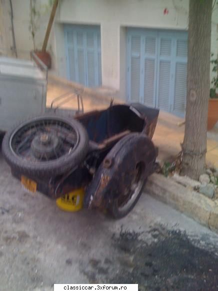 din grecia - singurel pe o straduta - Din lumea larga