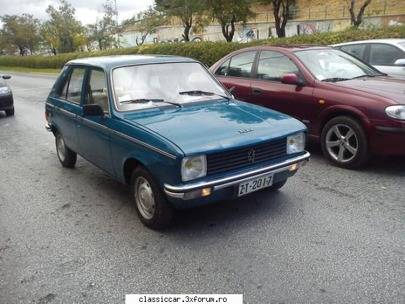 din grecia - in trafic un Peugeot care arata foarte bine - Din lumea larga