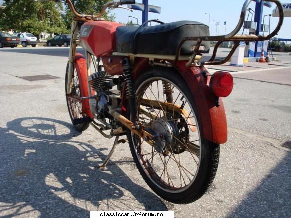 din grecia - nu sa circulat cu motoreta asta niciodata ,a stat - Din lumea larga