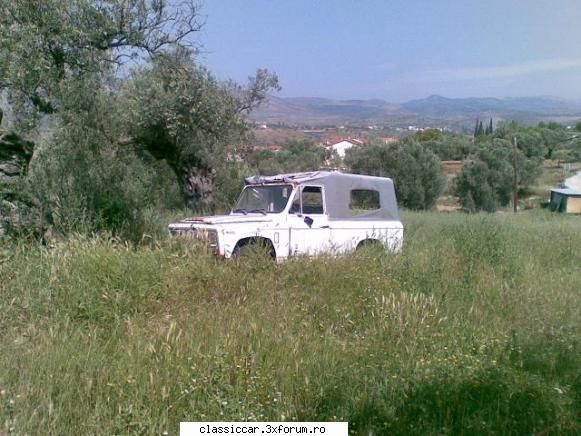 din grecia - am gasit si un aro dar asta este abandonat pe un - Din lumea larga