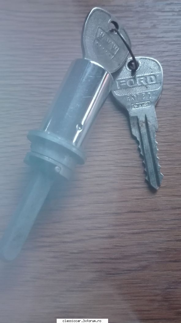 din pivnita lui bogtor - adaug mecanism inchidere pt ford, nefolosit - Vanzari  piese si accesorii