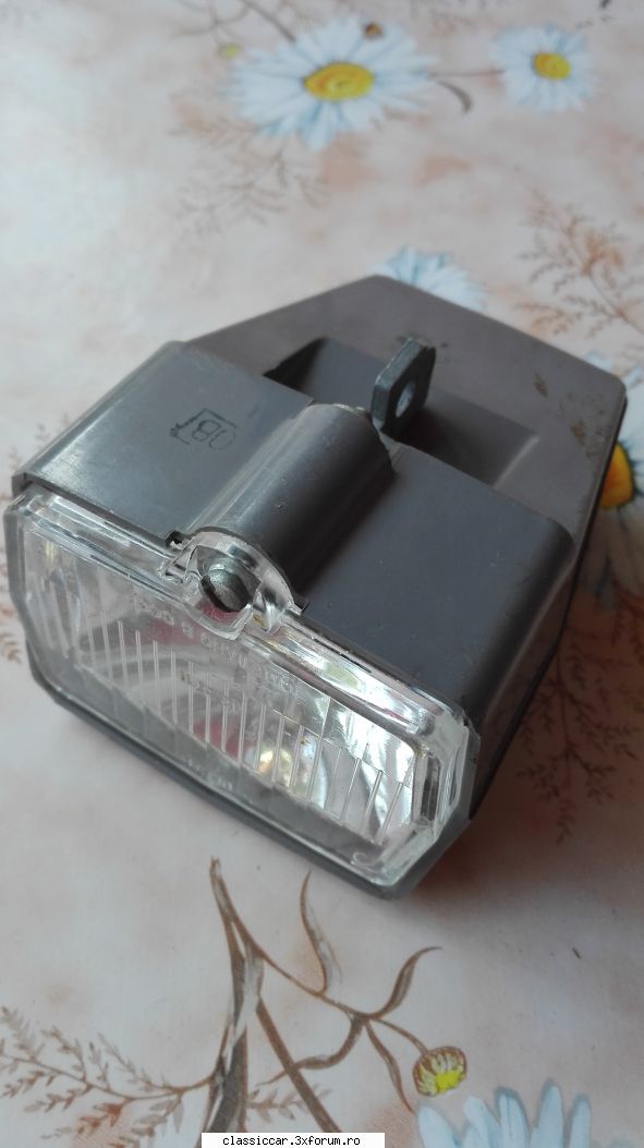 din pivnita lui bogtor - Lampa ruseasca, dispersor si oglinda foarte bune - Vanzari-Cumparari biciclete