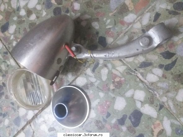 din pivnita lui bogtor - Lampă de aluminiu, 30lei, plata �n cont - Vanzari-Cumparari biciclete
