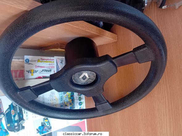 din pivnita lui bogtor - V�nd volan sport, folosit, fără urme de - Vanzari  piese si accesorii