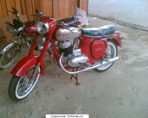 imagini cu motociclete clasice - O Jawa frumoasa pe care am vazut-o anul trecut in - Classicopedia
