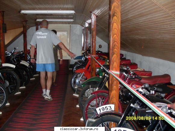 imagini cu motociclete clasice - A trebuit sa inchida vizitatorilor,taxa la stat - Classicopedia