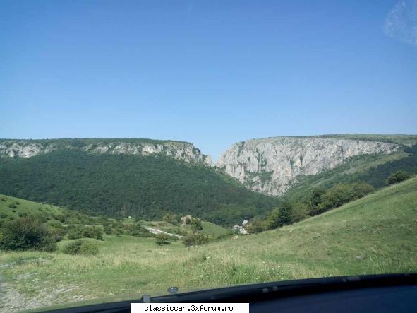 in zona - szasz andras - Drumetii prin Mioritic