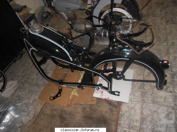 intrebare emw r35 - tu luvrezi fain dar era - Prezentare motociclete, motorete si biciclete de colectie