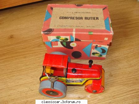 jucarii romanesti de inainte de 89 - Compresor rutier - Modelism si machetute