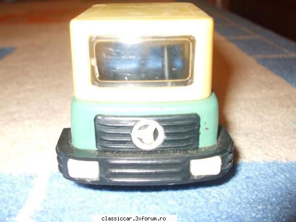 jucarii romanesti de inainte de 89 - Mercedes Made in ROMANIA , nerulat, 0 KM !!! - Modelism si machetute