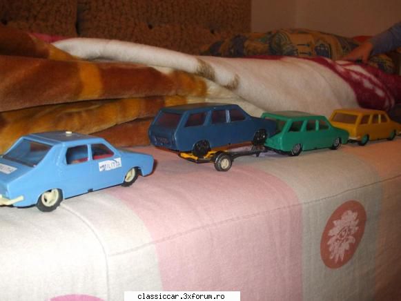 jucarii romanesti de inainte de 89 - DACIA 1300 . preferatele mele. Existau si - Modelism si machetute
